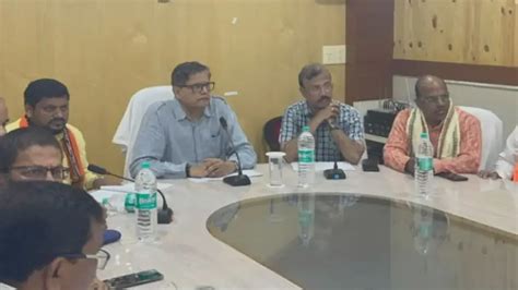 BJP MP Baijayant Panda reviews progress of major infrastructure ...