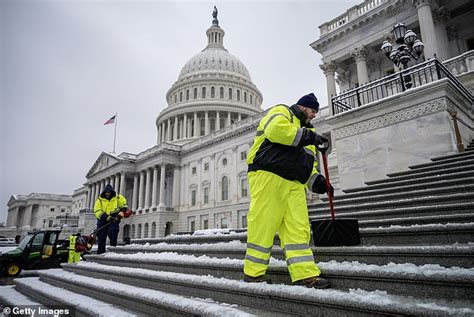 Washington DC sees its warmest January day EVER as mercury hits 81F ...