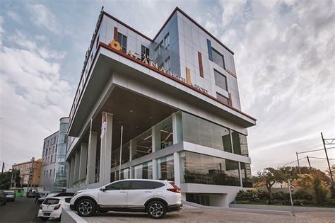 THE AZANA HOTEL AIRPORT (Semarang) - Hotel Reviews, Photos, Rate ...