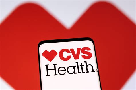 CVS names former UnitedHealth exec to run Aetna, shares jump | Reuters