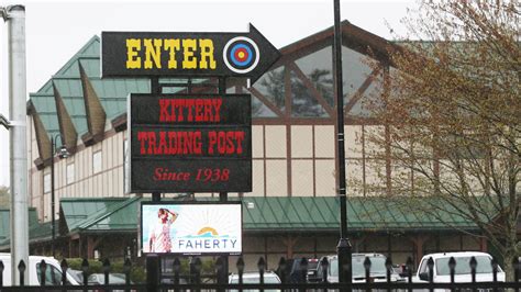 Kittery Trading Post threatens move to NH if Maine gun law enacted