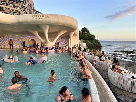 30 Famous & Best Beach Clubs In Bali With Prices