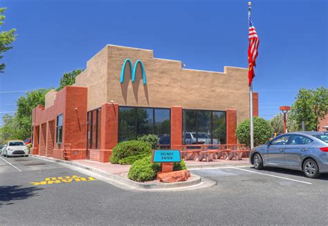World's Only Blue McDonald's Has An Interesting Backstory, And Now I ...