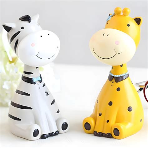 Giraffe Shape Spectacle & Sunglasses Stand Holder 3D