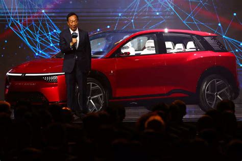 Gou: Foxconn founder Gou, possible Taiwan presidential candidate, to ...