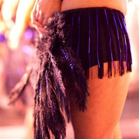 Weekend Workshops in all the sexy skills, such as Lap Dancing ...