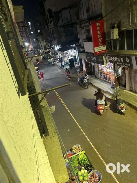 Already ek boy rehta hai. Abhi ek ya do ladki chahiye. - For Rent ...