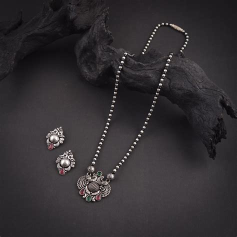 Oxidised Mangalsutra: A Fusion of Tradition and Contemporary Elegance ...