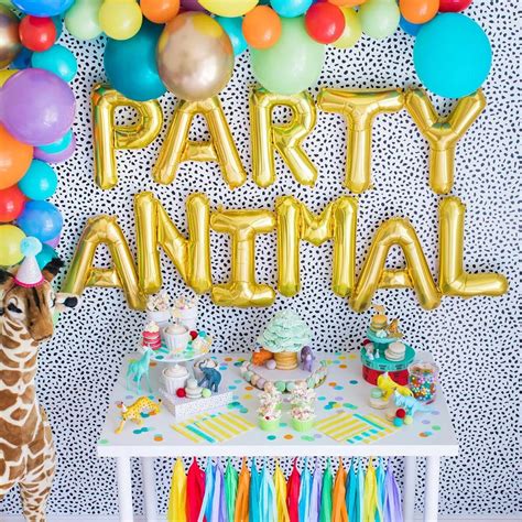 15 Fun Animal Birthday Party Theme Ideas