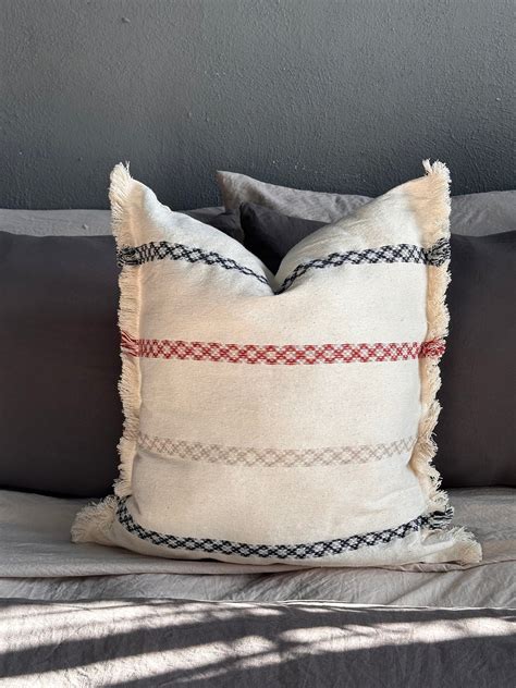 Cojín Rieli 100% Algodón Telar – B.KIND & BEYOND