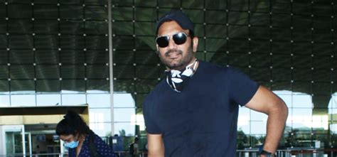 Sharad Kelkar Spotted At Mumbai Airport Wearing Bright Sneakers Worth ...