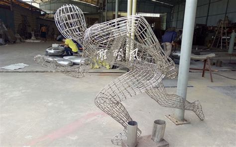 不锈钢运动人物雕塑|手工艺|其他手工艺|凯亮不锈钢雕塑 - 原创作品 - 站酷 (ZCOOL)