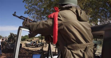 Mali: 3 soldiers killed as unidentified gunmen attack checkpoint ...