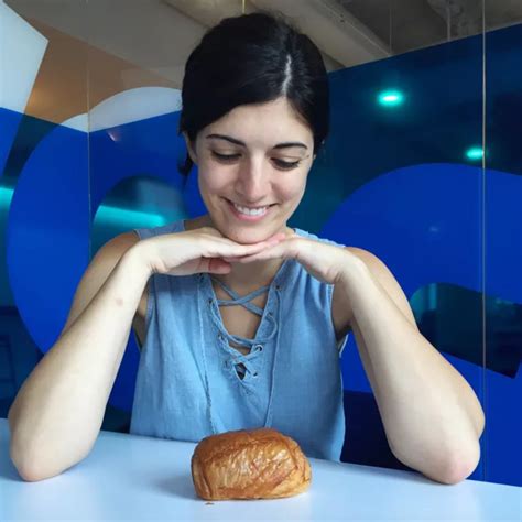 Americans, Here's How To Pronounce "Croissant"