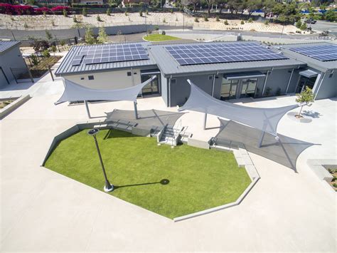 Earl Warren Middle School - USA Shade