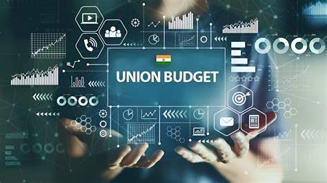 Taxpayers Pay Attention! Will FM Abolish Old Tax Regime On February 1 ...