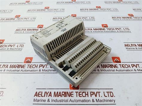 Schneider Electric 170Int11000 Momentum Interbus Communication Adapter ...
