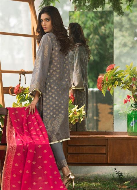 Regalia Textiles Embroidered Jacquard Collection – Design 3 – YourLibaas