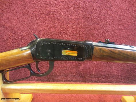 WINCHESTER CLASSIC MODEL 94 CALIBER 30-30