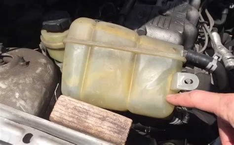 Image result for How Radiator Overflow Tank Works