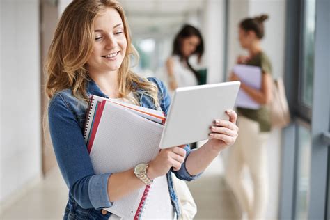 Preparing for Scholarship Application Season - Accolade Financial