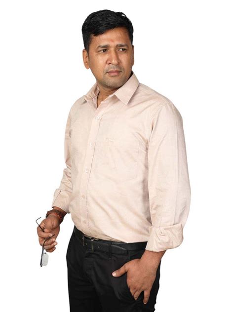 JUMP USA Men Beige Solid Cotton Formal Shirts