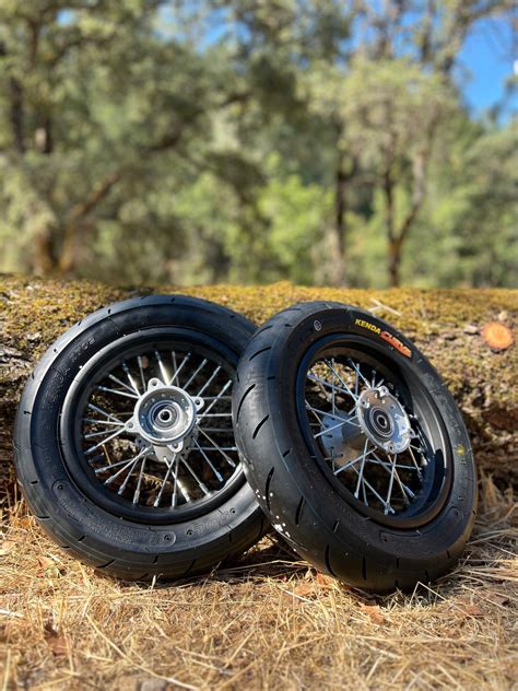 ETM™ / Mototec Supermoto Wheel Set | Electro & Co - Electro & Company Inc.