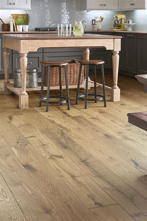 Durable & Stylish Hardwood Flooring | Shaw Floors | Flooring, Hardwood ...