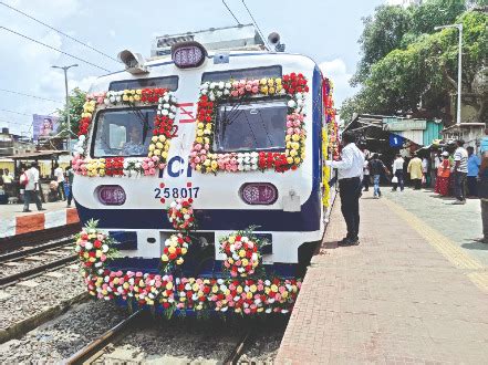 Eastern India’s first fully AC local train between Sealdah & Ranaghat ...