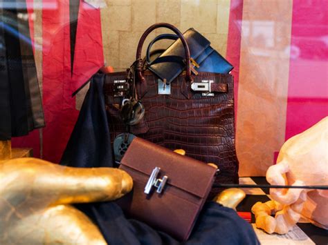 Godina promjenjive sreće za LVMH i industriju luksuza | Bloomberg Adria