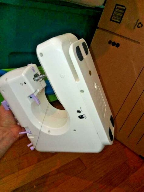 Singer Pixie Plus Sewing Machine 的图像结果