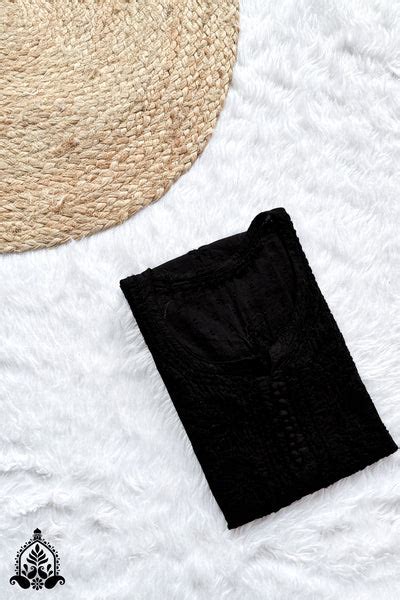 Short Top – Poshak Chikan Studio