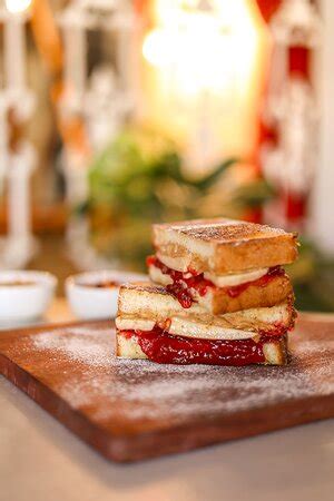 RUBY TALKIES, Mumbai - Menu, Prices & Restaurant Reviews - Tripadvisor