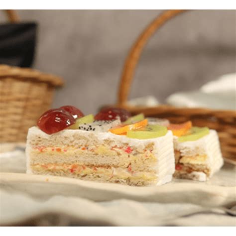 Fresh Fruit Pastry (Pack Of 2) – Defence Bakery