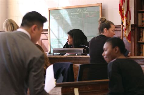 'The walls breathe': Staff bid Lowell District Courthouse farewell ...