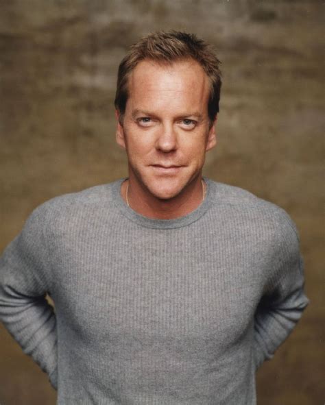 Download British Canadian Celebrity Kiefer Sutherland Photoshoot ...