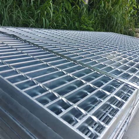 Hot DIP Galvanized Steel Grating /25X5 Steel Grating/Serrated Steel ...