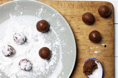 Bourbon (Rum) Balls (No Bake Cookies) Recipe - Food.com