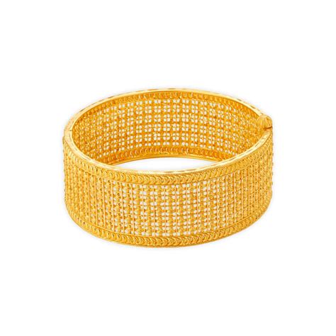 Gleaming Gold Bangle