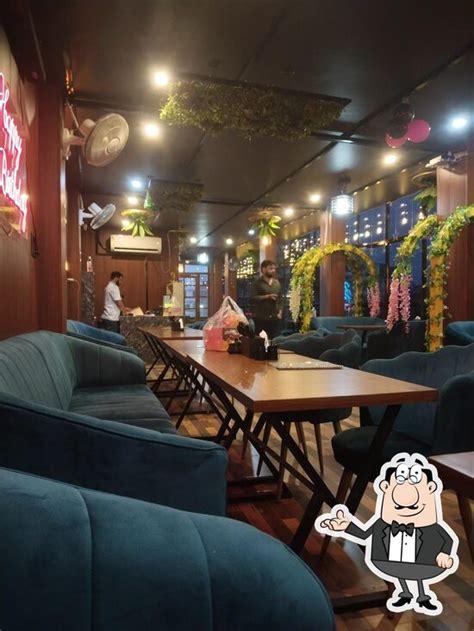 The Hanging Park Cafe and Restaurant, Phaphamau - Restaurant menu ...