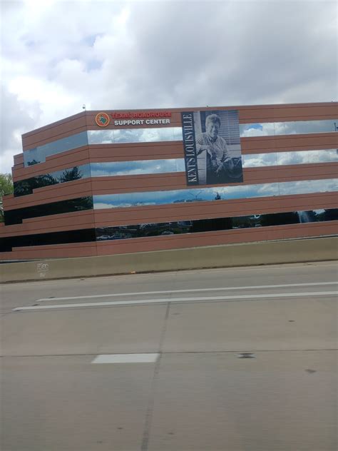 TEXAS ROADHOUSE SUPPORT CENTER - Louisville KY - Hours, Directions ...