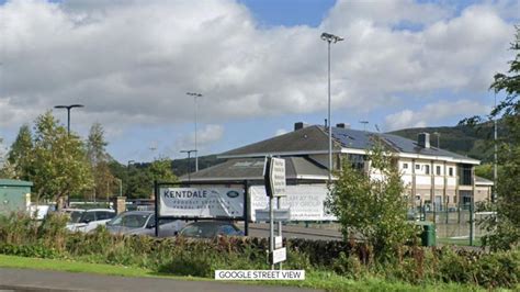 Why Do Colors Stick To The Skin? Understanding Science Behind Pigments