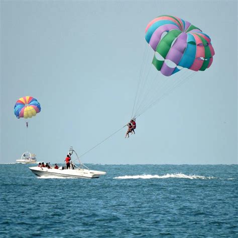 8 Beaches To Do Parasailing In Goa | LBB