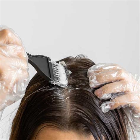 Tips To Colour Your Hair Naturally