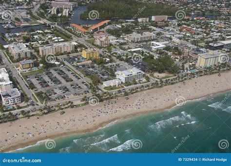 City of Deerfield Beach stock photo. Image of hillsoboro - 7329434