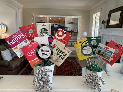 How to Make a Gift Card Bouquet