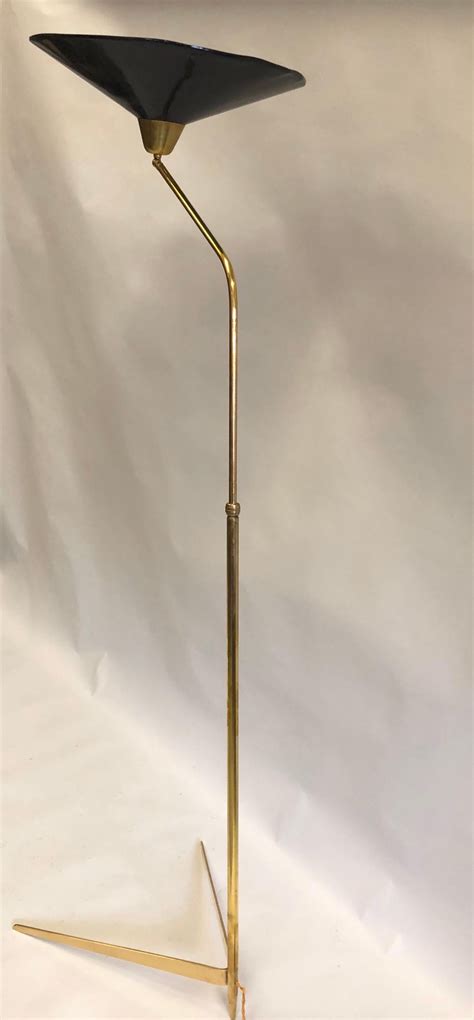 Italian Mid-Century Modern Cantilevered Brass Floor Lamp attributed to ...