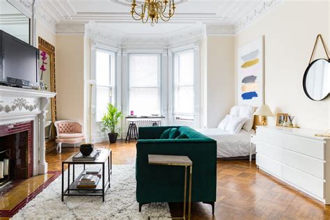 This 500-Square-Foot Boston Studio Apartment Is Incredibly Chic ...