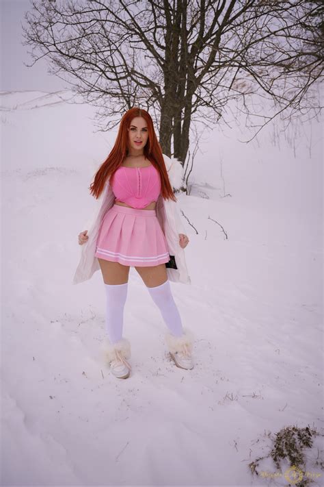 Snowbunny Gallery - Alexsis Faye