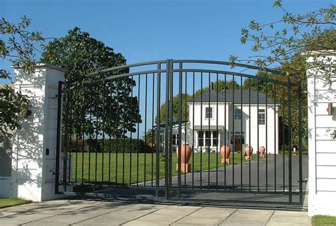 Installing a Gate 的图像结果